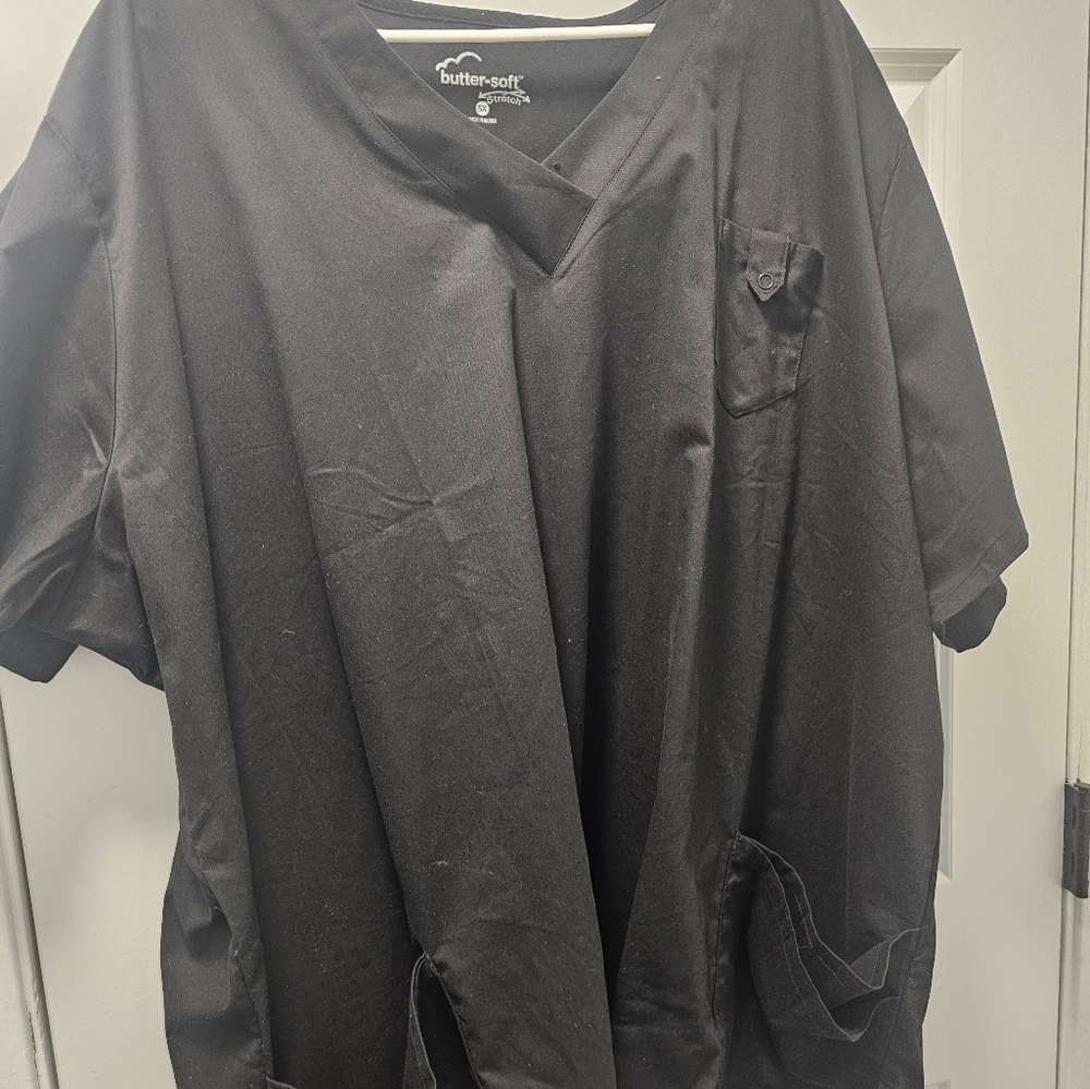 Plus sized scrub top